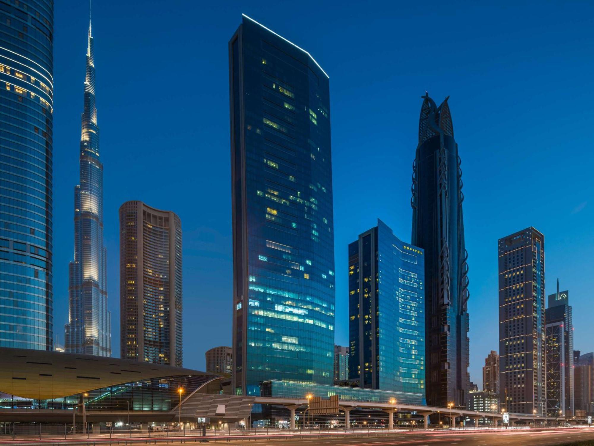 Готель Sofitel Dubai Downtown Екстер'єр фото